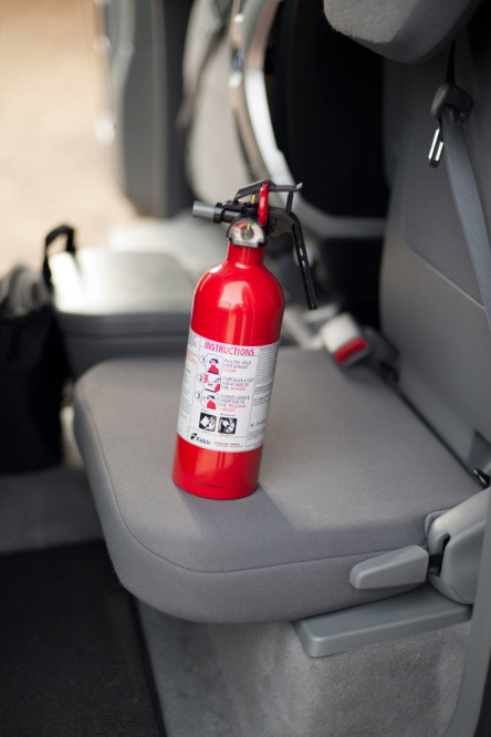 overlanding-4x4-fire-extinguisher